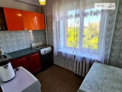 Довготривала оренда 1к квартири на вул. Марії Капніст 10А •