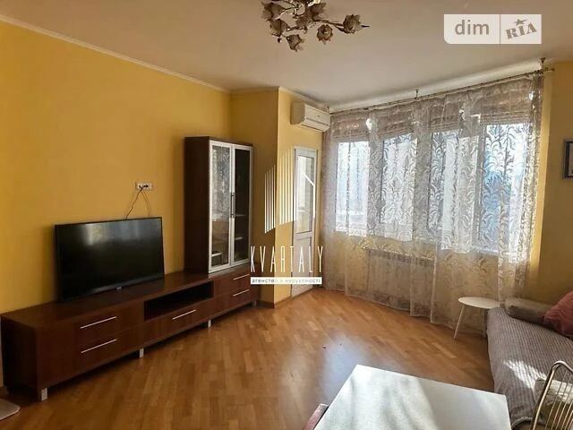 Довготривала оренда 2к квартири на вул. Урлівська 11А • ID 3