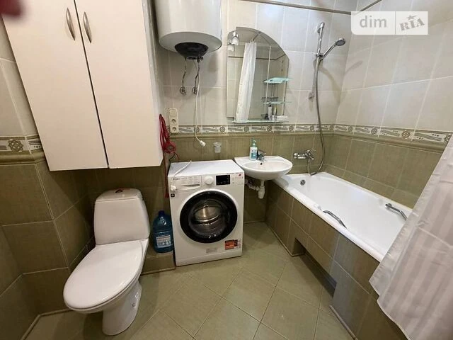 Довготривала оренда 1к квартири на вул. Прирічна 31 • ID 345