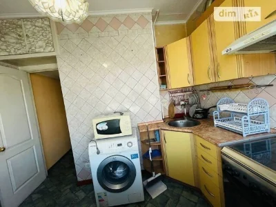 Довготривала оренда 2к квартири на бул. Лесі Українки 24 • I