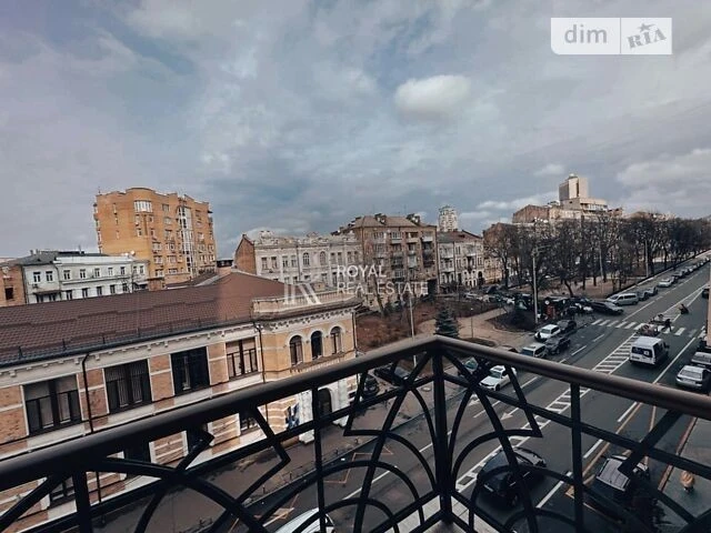 Довготривала оренда 4к квартири на вул. Бульварно-Кудрявська