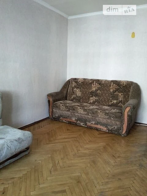 Довготривала оренда 1к квартири на просп. Червоної Калини 12