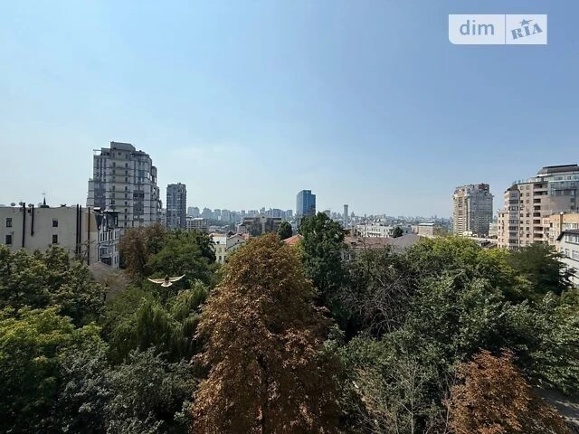 Довготривала оренда 2к квартири на вул. Микільсько-Ботанічна