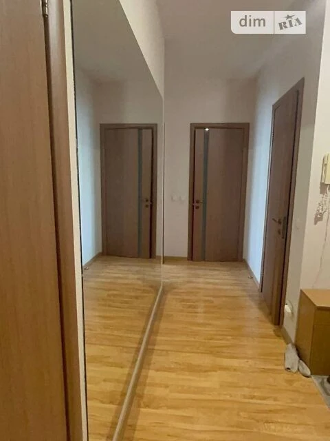Довготривала оренда 2к квартири на вул. Саперно-Слобідська 1