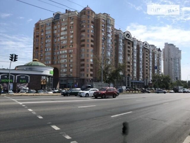 Довготривала оренда 4к квартири на просп. Володимира Івасюка