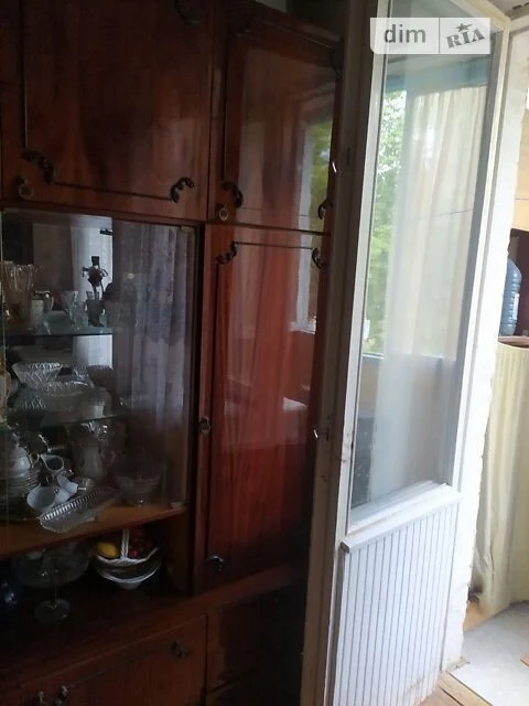 Здам в оренду кімнату на вул. Олександра Бринжали 58 довгост