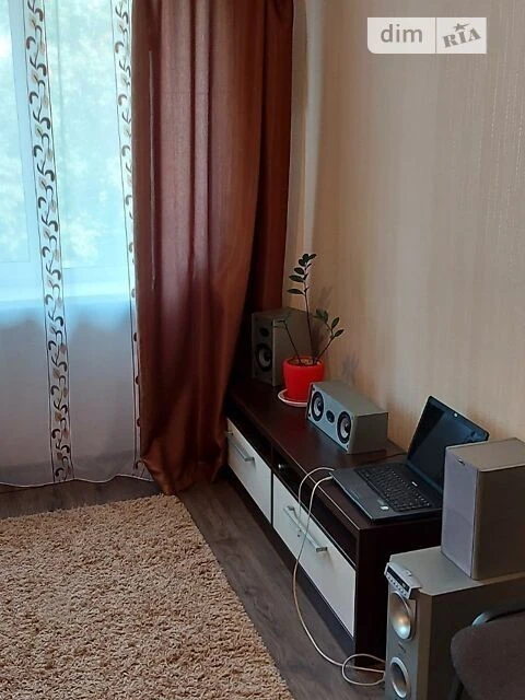 Здам в оренду кімнату на вул. Кубанської України 19А довгост