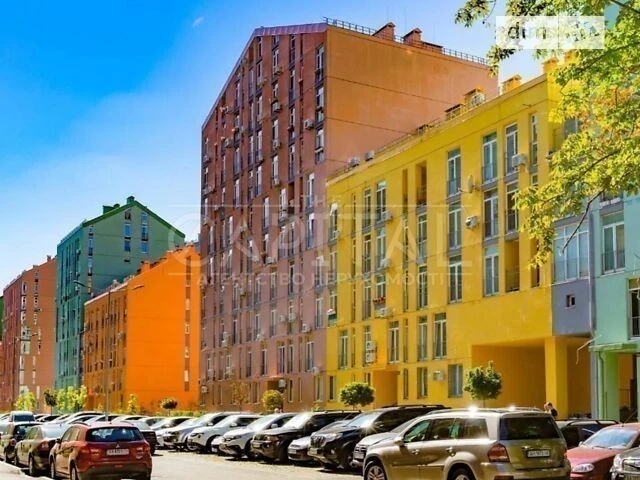 Довготривала оренда 3к квартири на вул. Регенераторна 4/11 •
