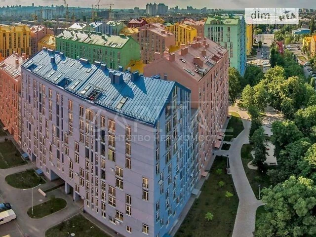 Довготривала оренда 3к квартири на вул. Регенераторна 4/11 •