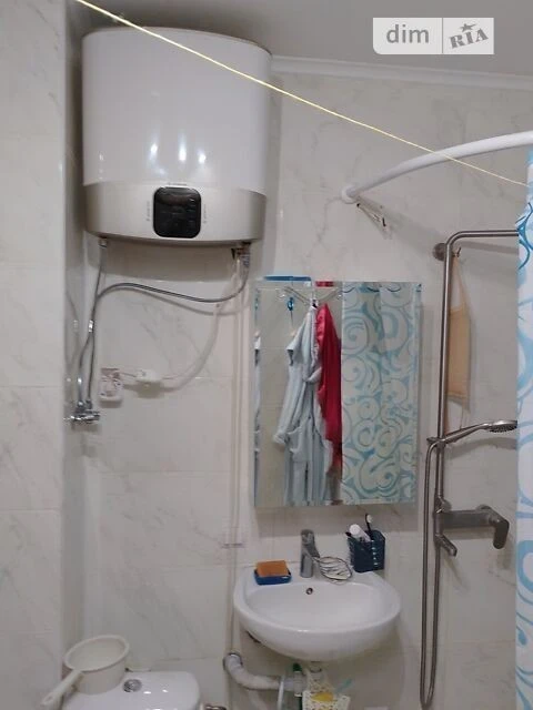 Довготривала оренда 1к квартири на вул. Дніпроводська 1 • ID