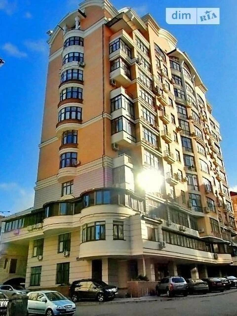 Довготривала оренда 3к квартири на вул. Лютеранська 10 • ID
