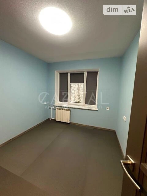 Довготривала оренда 3к квартири на вул. Левка Лук'яненка 13
