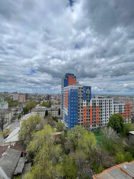 Продам 3х комнатную квартиру