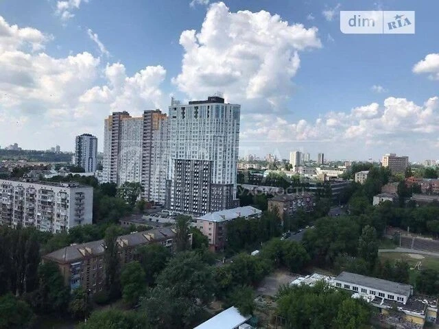Довготривала оренда 3к квартири на вул. В'ячеслава Чорновола