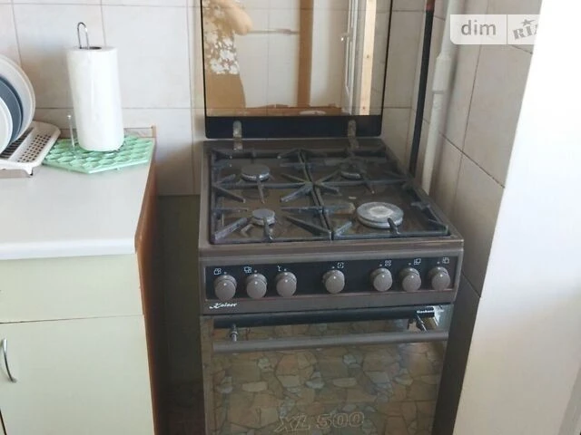 Довготривала оренда 1к квартири на просп. Павла Тичини 12Б •