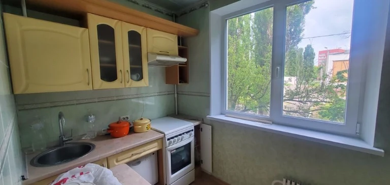 Продам 2 кiмнатну квартиру