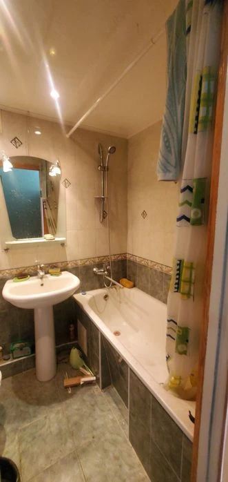 Продам 2 кiмнатну квартиру