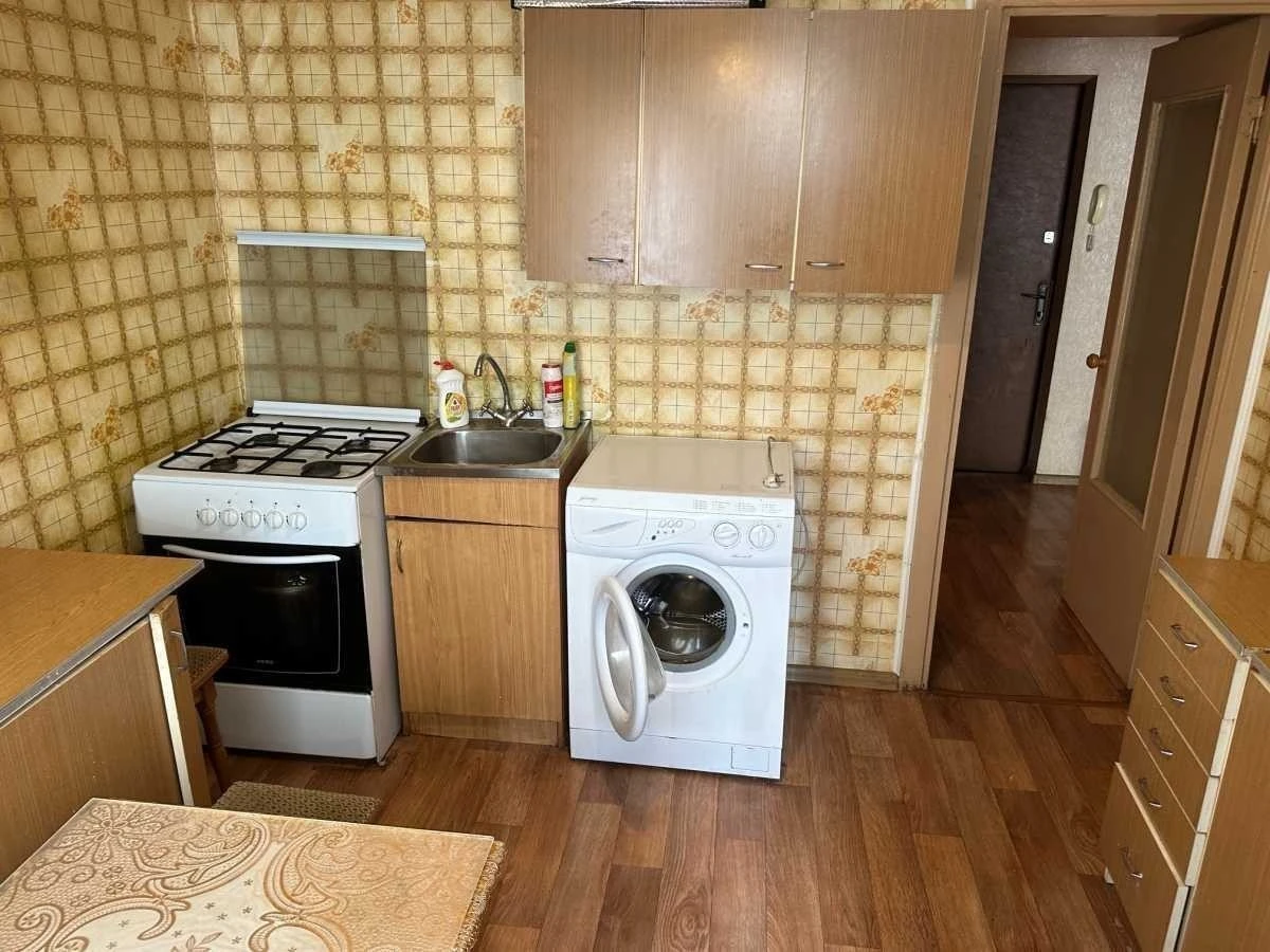 Оренда 1-кімнатної квартири 35 м², Гната Юри вул., 14В