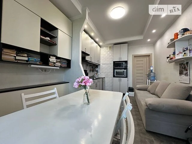 Довготривала оренда 1к квартири на вул. Західна 10 • ID 3465
