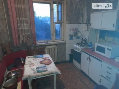 Здам в оренду кімнату на просп. Миколи Бажана 7А довгостроко