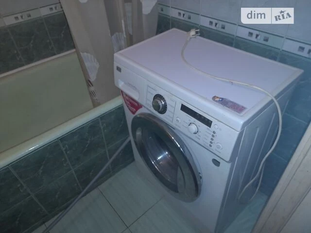 Здам в оренду кімнату на просп. Миколи Бажана 7А довгостроко