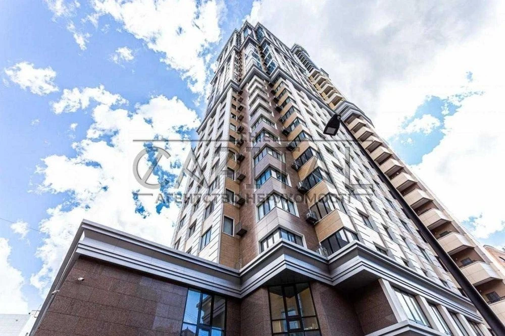 For sale / Apartment / 65 m2 / Royal Tower residential complex / Holosiivskyi district