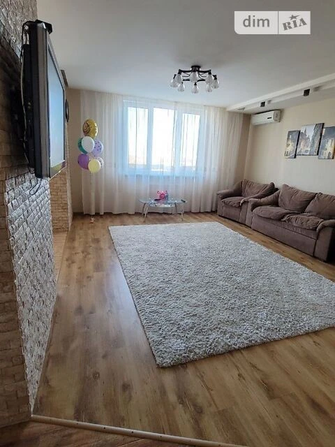 Довготривала оренда 3к квартири на вул. Степана Рудницького