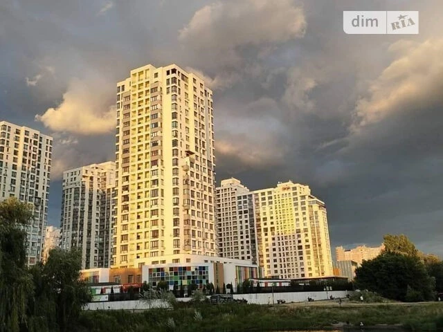 Довготривала оренда 3к квартири на вул. Степана Рудницького