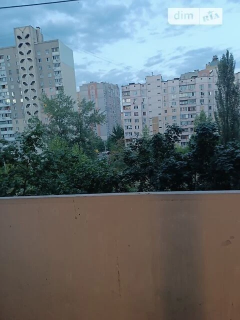 Довготривала оренда 1к квартири на вул. Урлівська 1/8 • ID 3