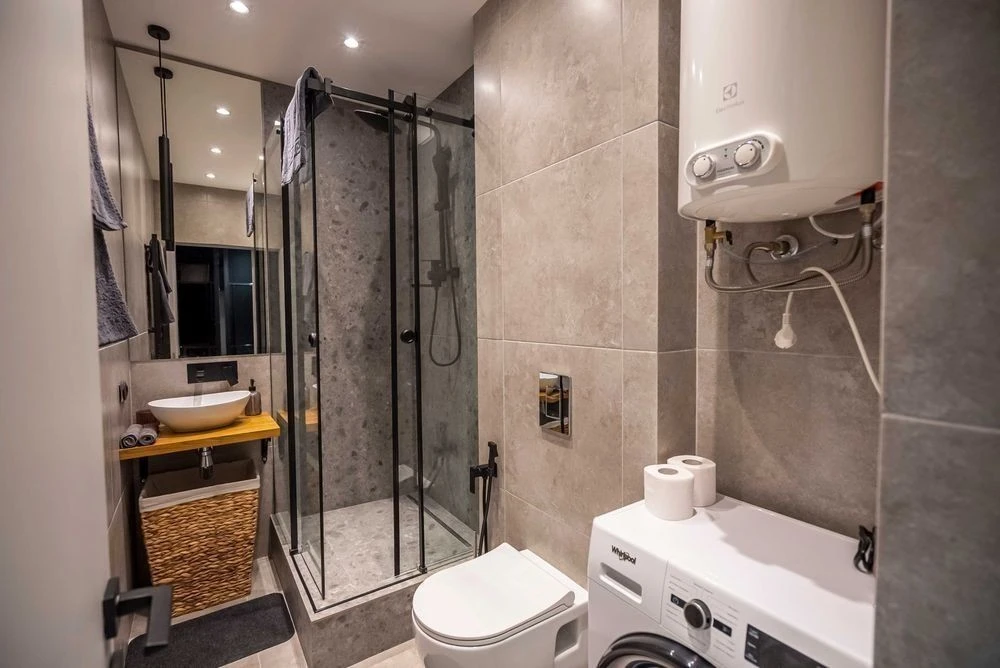 Довготривала оренда 1к квартири на вул. Зарічна 4 корпус 2 •