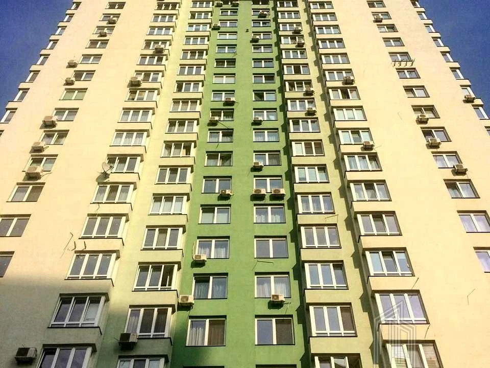 Квартира. Київ, Феодосійська вул.