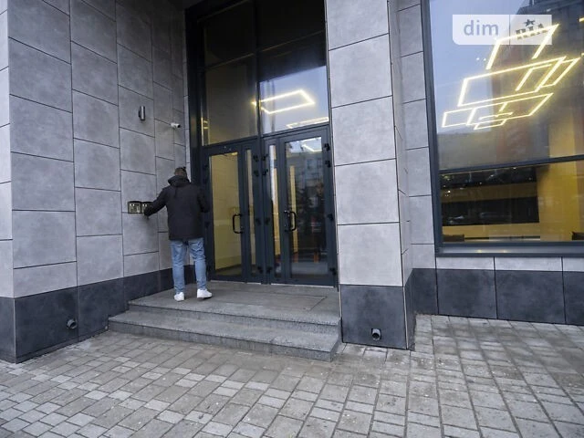 Довготривала оренда 1к квартири на просп. Берестейський 5В •