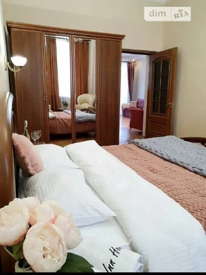 Довготривала оренда 2к квартири на вул. Бориса Грінченка 4 •