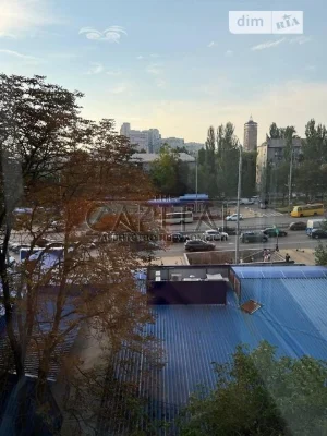 Довготривала оренда 2к квартири на бул. Миколи Міхновського