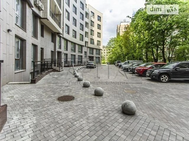 Довготривала оренда 3к квартири на вул. Василя Тютюнника 28А