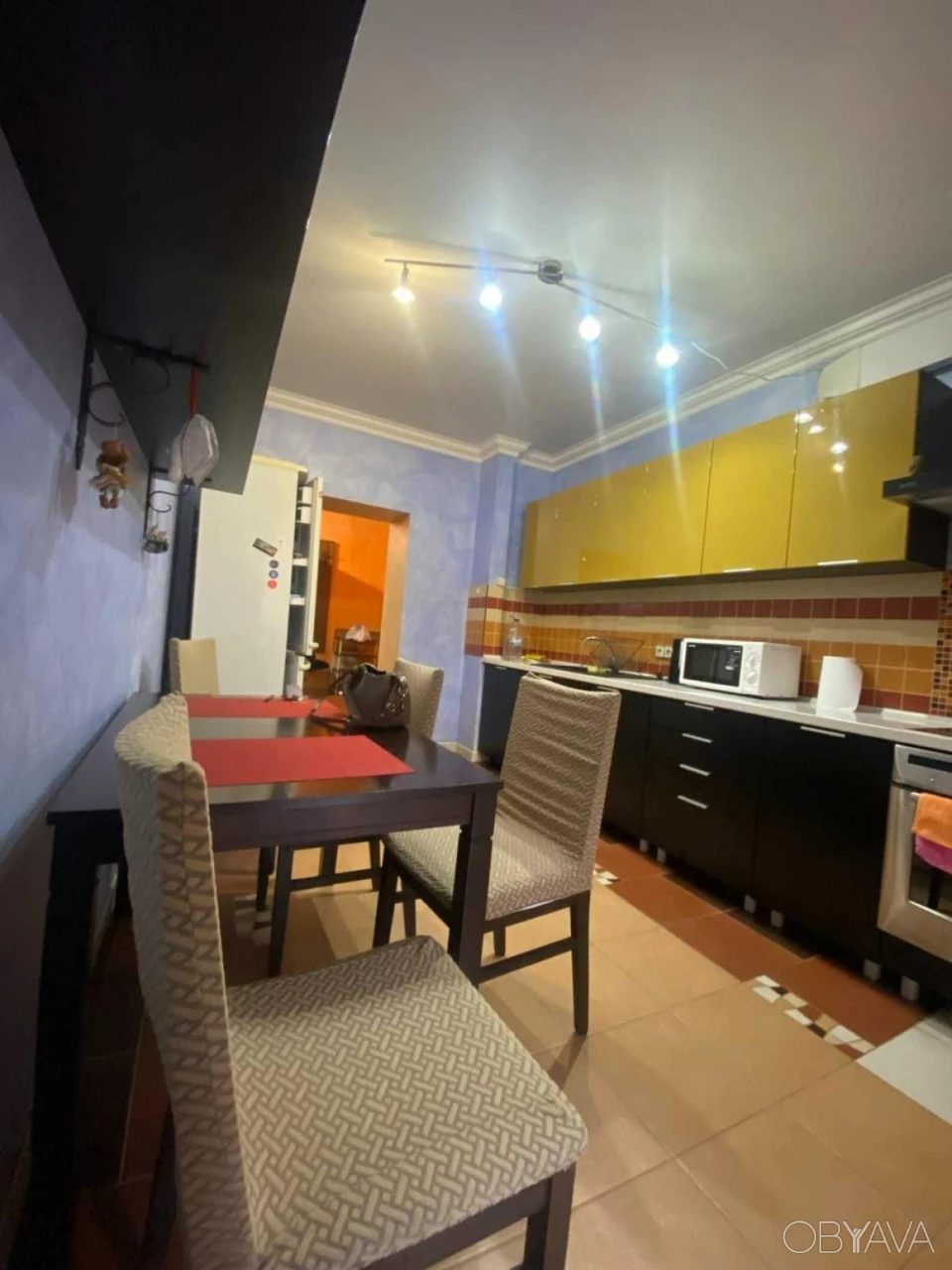 2-комнатная квартира, 65 кв.м