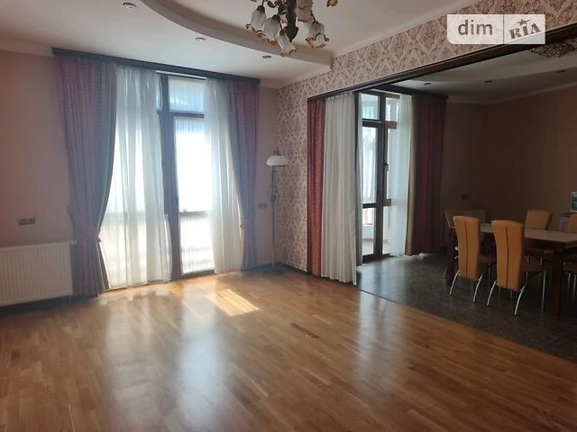Довготривала оренда 3к квартири на вул. Богдана Хмельницьког