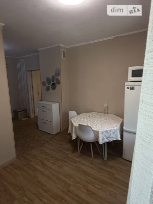 Довготривала оренда 1к квартири на просп. Миколи Бажана 9Ж •