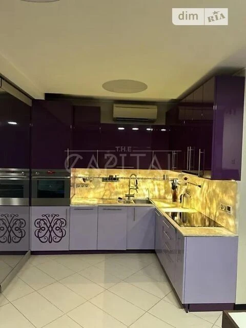Довготривала оренда 3к квартири на вул. Дніпровська наб. 1А