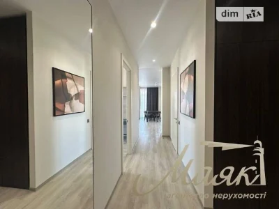 Довготривала оренда 3к квартири на вул. Антоновича 118 • ID