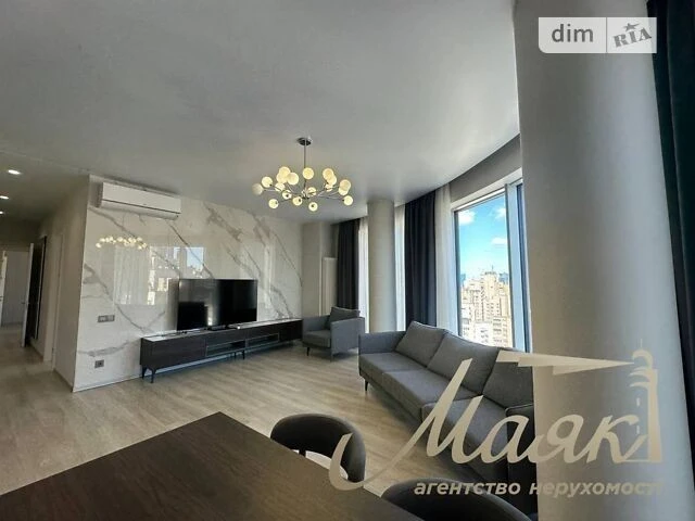 Довготривала оренда 3к квартири на вул. Антоновича 118 • ID