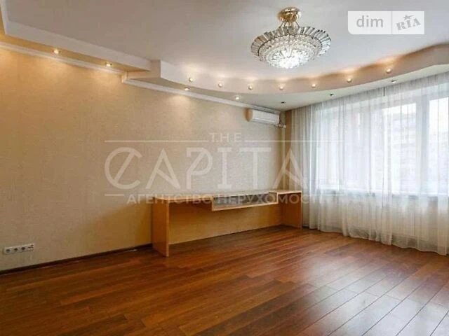 Довготривала оренда 4к квартири на вул. Левка Лук'яненка 21