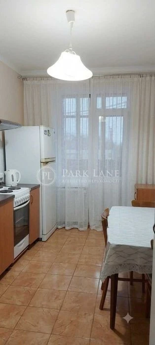 3k sq m Staronavodnytska Almazova Lesi Ukrainky Pechersk Redut