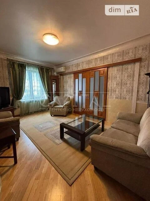 Довготривала оренда 3к квартири на вул. Прорізна 10 • ID 346