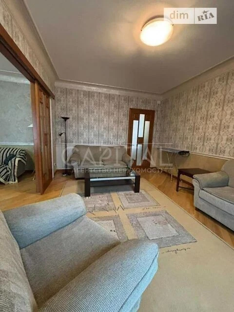 Довготривала оренда 3к квартири на вул. Прорізна 10 • ID 346