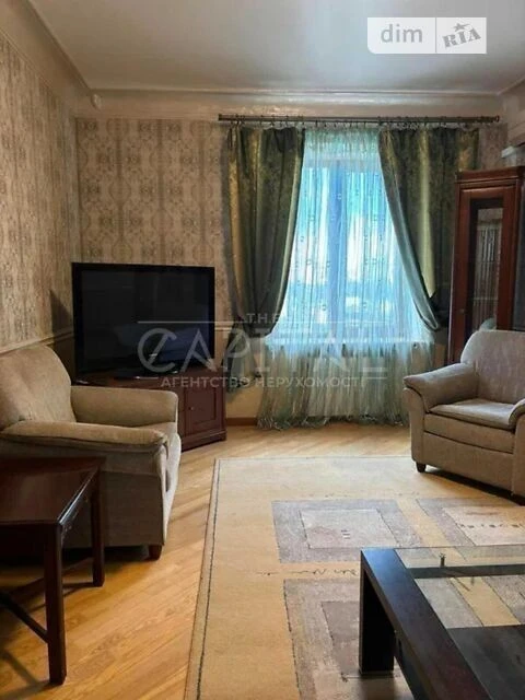 Довготривала оренда 3к квартири на вул. Прорізна 10 • ID 346