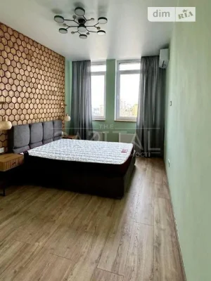 Довготривала оренда 2к квартири на просп. Берестейський 11 •
