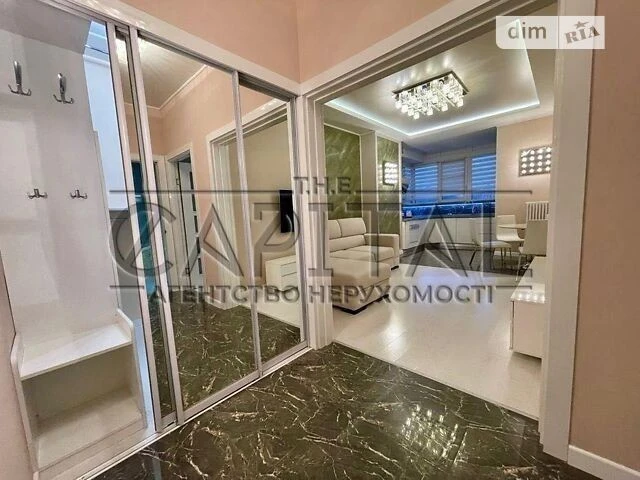 Довготривала оренда 2к квартири на вул. Андрія Верхогляда 3
