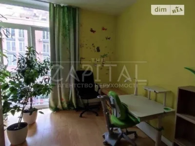 Довготривала оренда 3к квартири на вул. Регенераторна 2 • ID