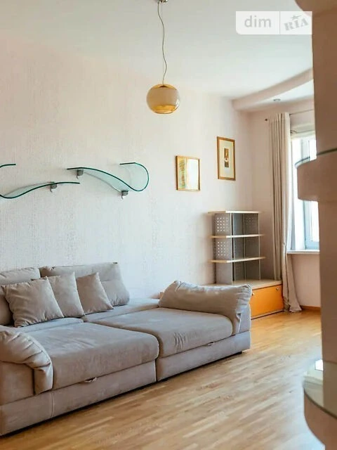 Довготривала оренда 3к квартири на вул. Ковпака 17 • ID 3469